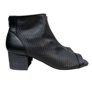 Kelsi Dagger Brooklyn Simone Bootie Black Perforated Leather‎ Peep Toe Women 7.5